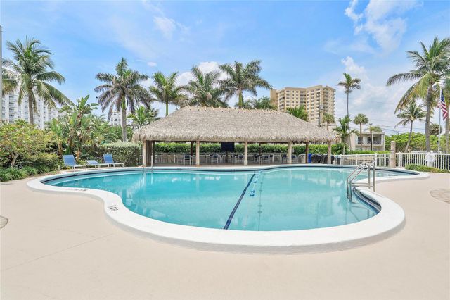 1100 S Ocean Blvd D16, Pompano Beach, FL 33062