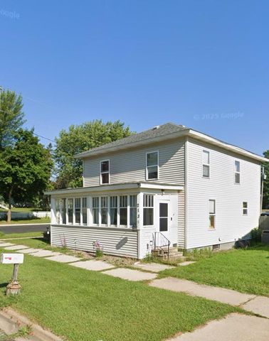 213 W Monowau Street, Tomah, WI 54660
