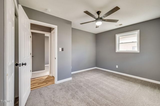 583 Lovedale Drive, Kingsport, TN 37660