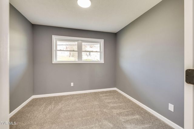 583 Lovedale Drive, Kingsport, TN 37660