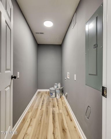 583 Lovedale Drive, Kingsport, TN 37660