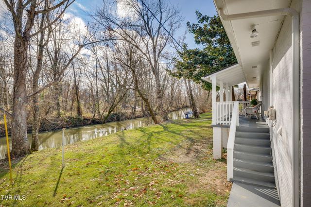 583 Lovedale Drive, Kingsport, TN 37660