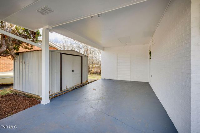 583 Lovedale Drive, Kingsport, TN 37660