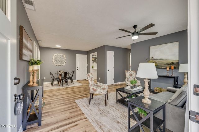 583 Lovedale Drive, Kingsport, TN 37660