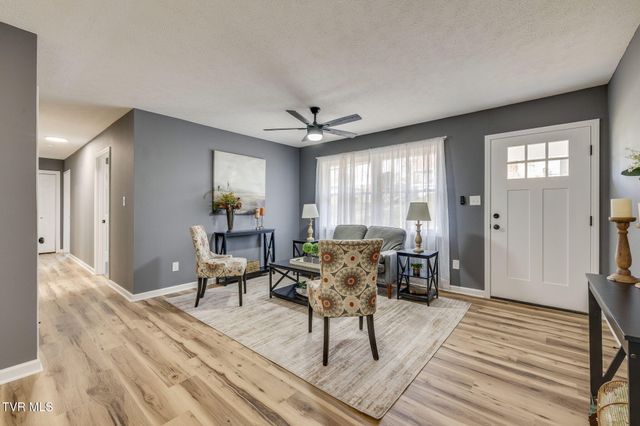 583 Lovedale Drive, Kingsport, TN 37660