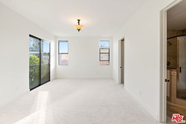 1310 Armacost Avenue 401, Los Angeles, CA 90025