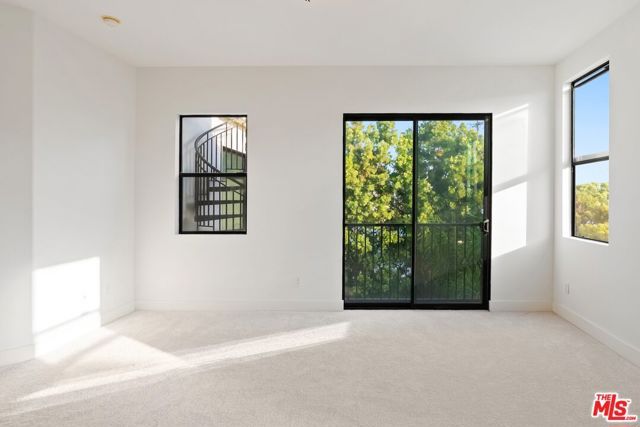 1310 Armacost Avenue 401, Los Angeles, CA 90025