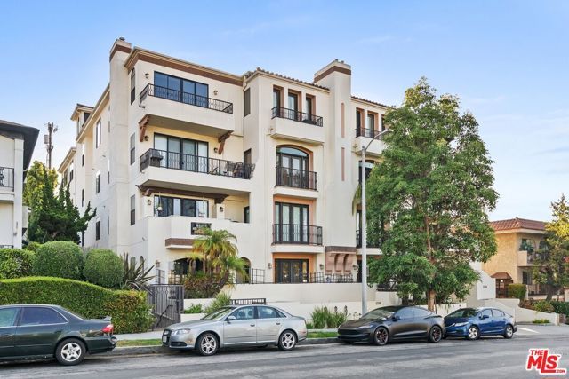 1310 Armacost Avenue 401, Los Angeles, CA 90025