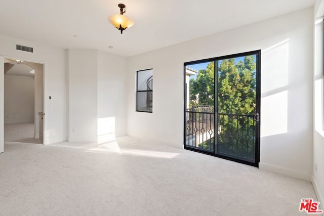 1310 Armacost Avenue 401, Los Angeles, CA 90025