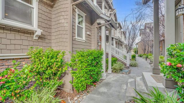 170 170 N N St 102, Livermore, CA 94550