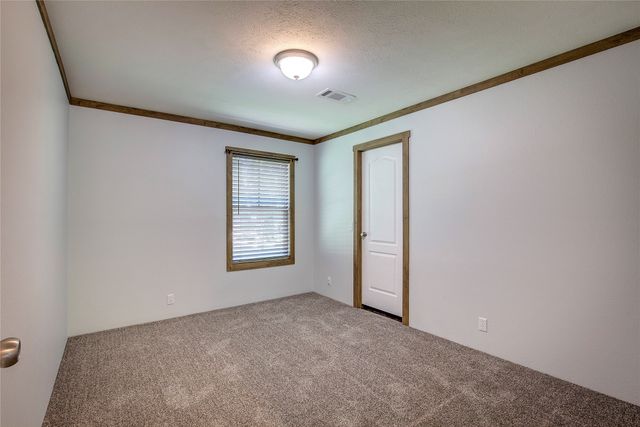 3910 High Land Drive, Lone Oak, TX 75453