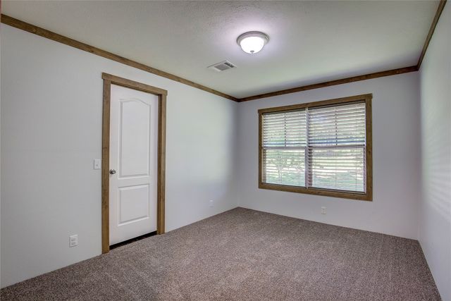 3910 High Land Drive, Lone Oak, TX 75453