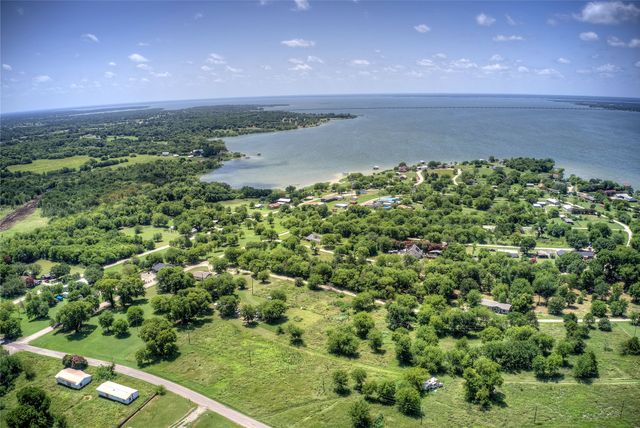 3910 High Land Drive, Lone Oak, TX 75453