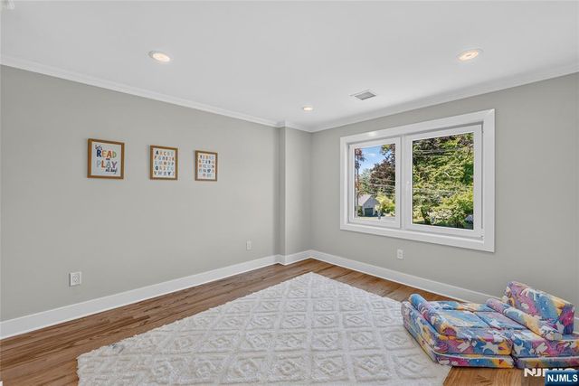 94 Parsippany Road, Hanover Township, NJ 07981