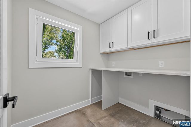 94 Parsippany Road, Hanover Township, NJ 07981