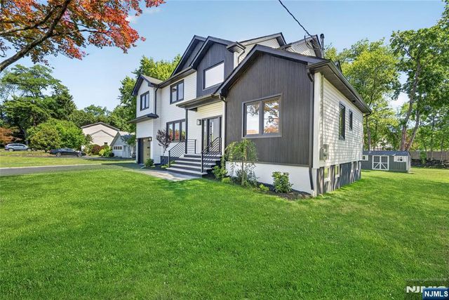 94 Parsippany Road, Hanover Township, NJ 07981