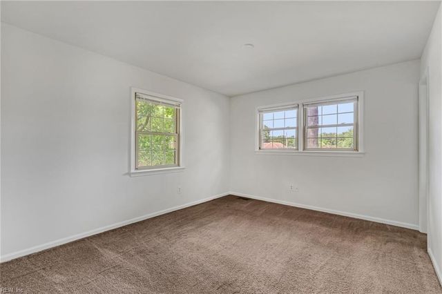 369 Circuit Ln Unit A, Newport News, VA 23608