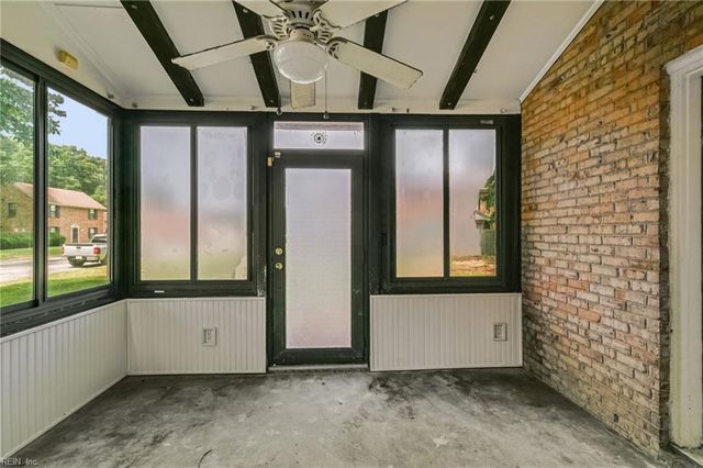 369 Circuit Ln Unit A, Newport News, VA 23608
