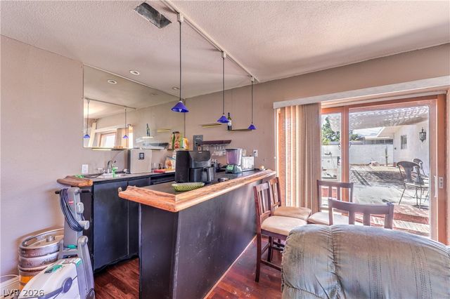 5301 Reiter Avenue, Las Vegas, NV 89108