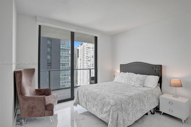1300 S Miami Avenue 3111, Miami, FL 33130