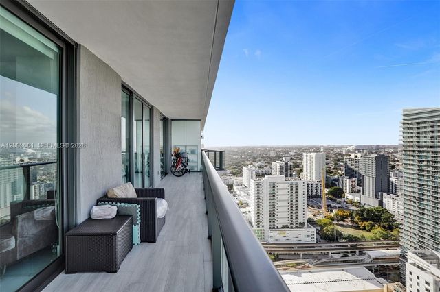 1300 S Miami Avenue 3111, Miami, FL 33130