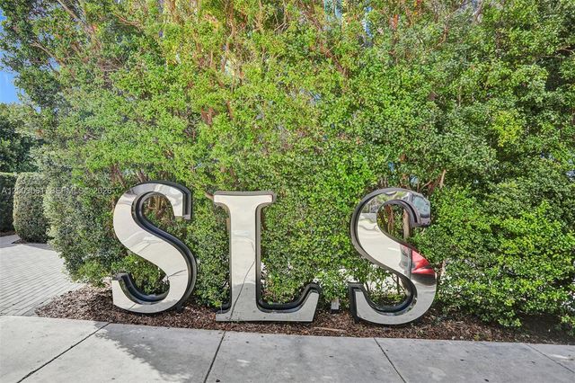 1300 S Miami Avenue 3111, Miami, FL 33130