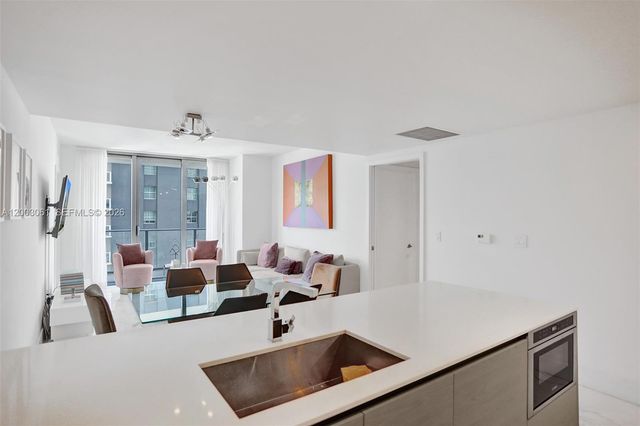 1300 S Miami Avenue 3111, Miami, FL 33130