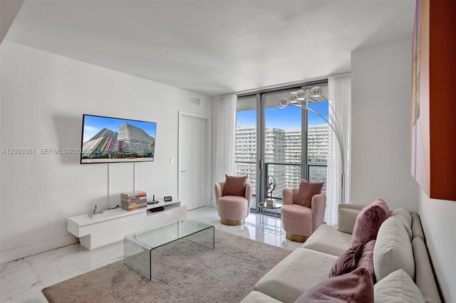1300 S Miami Avenue 3111, Miami, FL 33130
