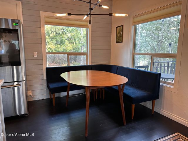 2727 Selkirk RD, Sandpoint, ID 83864