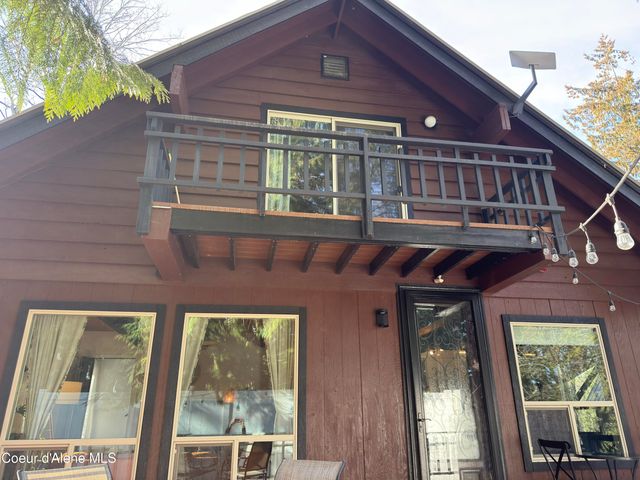 2727 Selkirk RD, Sandpoint, ID 83864