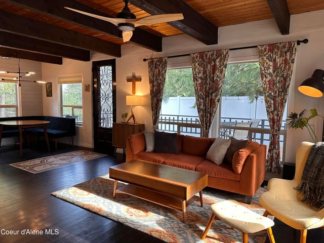 2727 Selkirk RD, Sandpoint, ID 83864