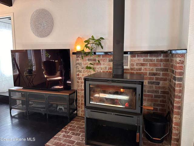 2727 Selkirk RD, Sandpoint, ID 83864