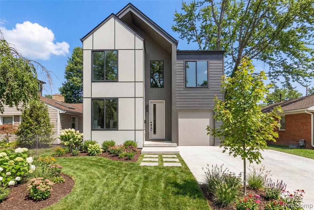 1821 Clifton Avenue, Royal Oak, MI 48073