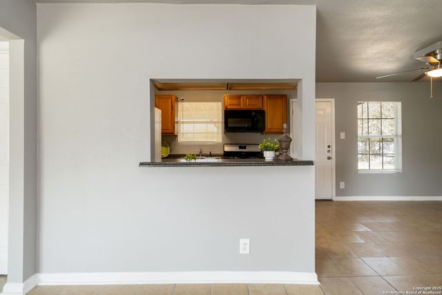 523 Scates, San Antonio, TX 78227