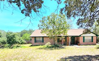 214 CHERRY RDG, Floresville, TX 78114