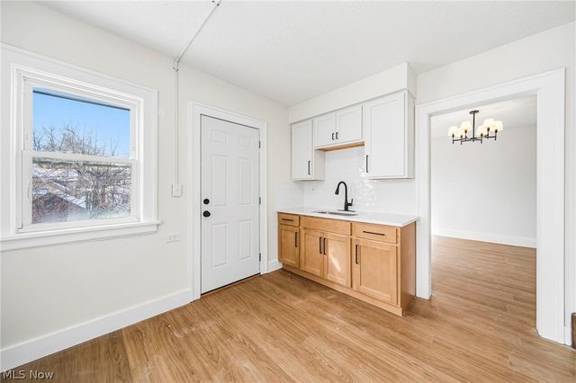 8614 Bancroft Avenue, Cleveland, OH 44105