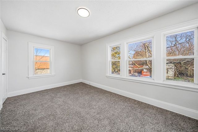 8614 Bancroft Avenue, Cleveland, OH 44105