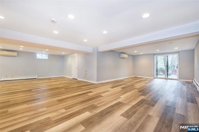 179 Woodside Avenue, Franklin Lakes, NJ 07417