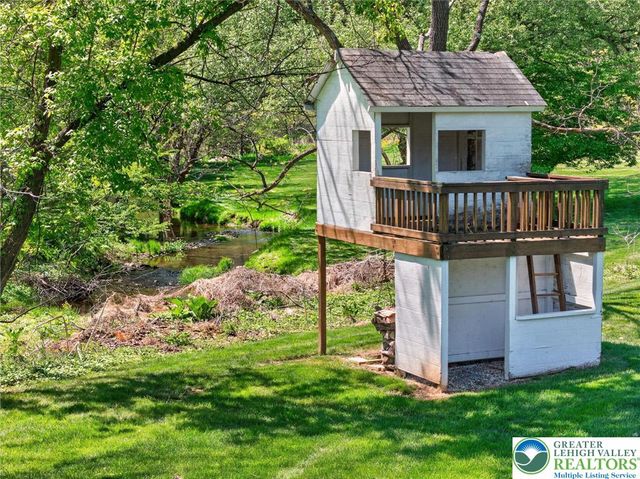 6612 Powder Valley Road, Upper Milford Twp, PA 18092
