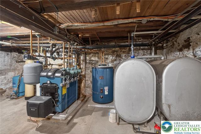 6612 Powder Valley Road, Upper Milford Twp, PA 18092