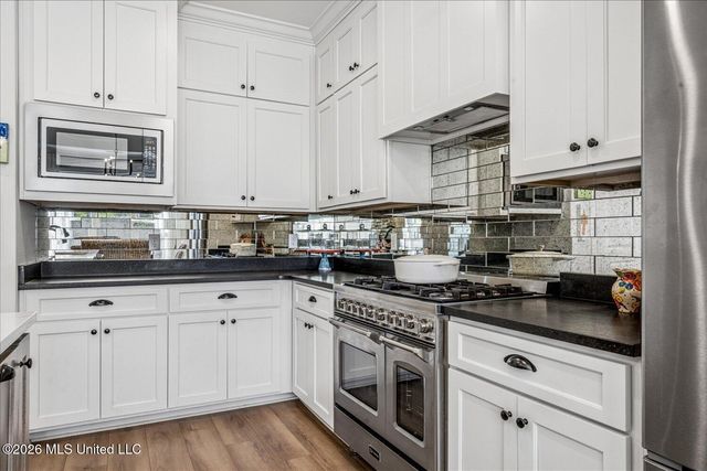 4055 Bakersfield Drive, Nesbit, MS 38651