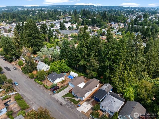 610 Bertha Avenue, Bremerton, WA 98312