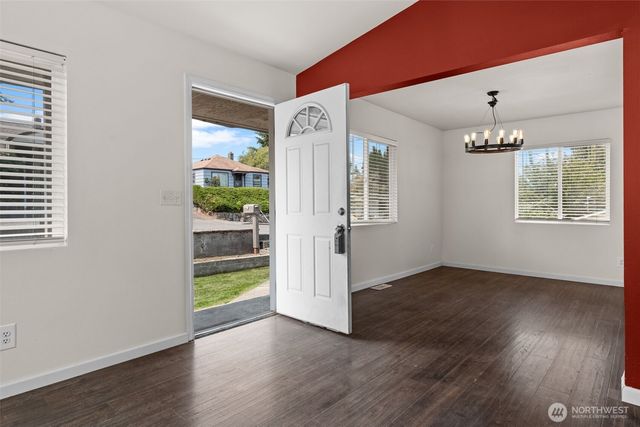 610 Bertha Avenue, Bremerton, WA 98312