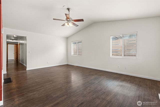 610 Bertha Avenue, Bremerton, WA 98312