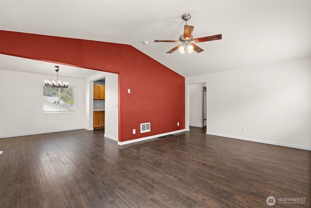 610 Bertha Avenue, Bremerton, WA 98312