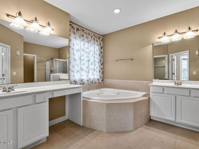 101 Fringe Tree Court, Cary, NC 27519