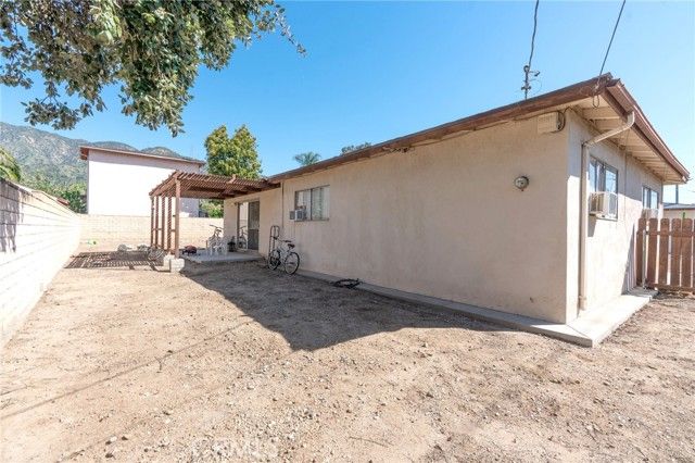 903 Las Lomas Road, Duarte, CA 91010