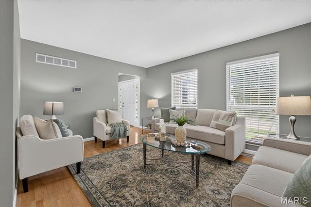 12934 Polo Parc Drive, St Louis, MO 63146