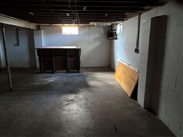 312 E 38TH Street, Erie, PA 16504