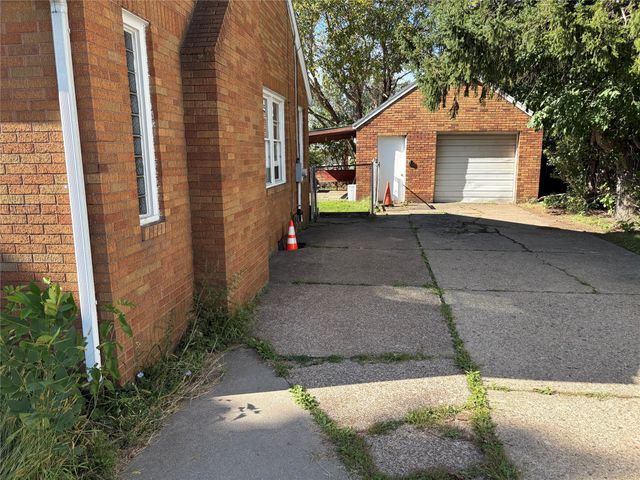 312 E 38TH Street, Erie, PA 16504